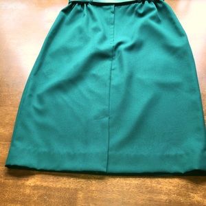 Vintage Bedford Fair Green Skirt w/belt. Size 12